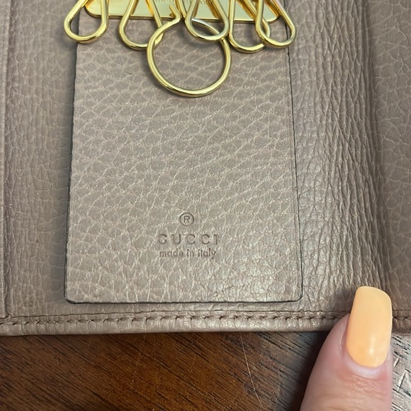 ❌SOLD❌Gucci Marmont Key Holder - Picture 6 of 9